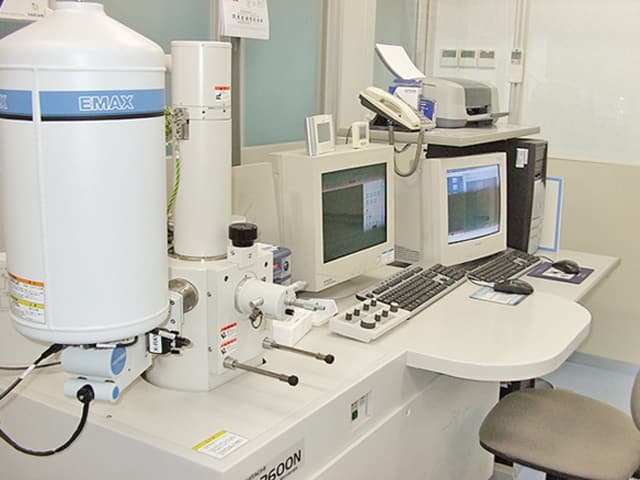 蛍光X腺膜厚測定装置（ｘ-ＲＥＹ－）６台